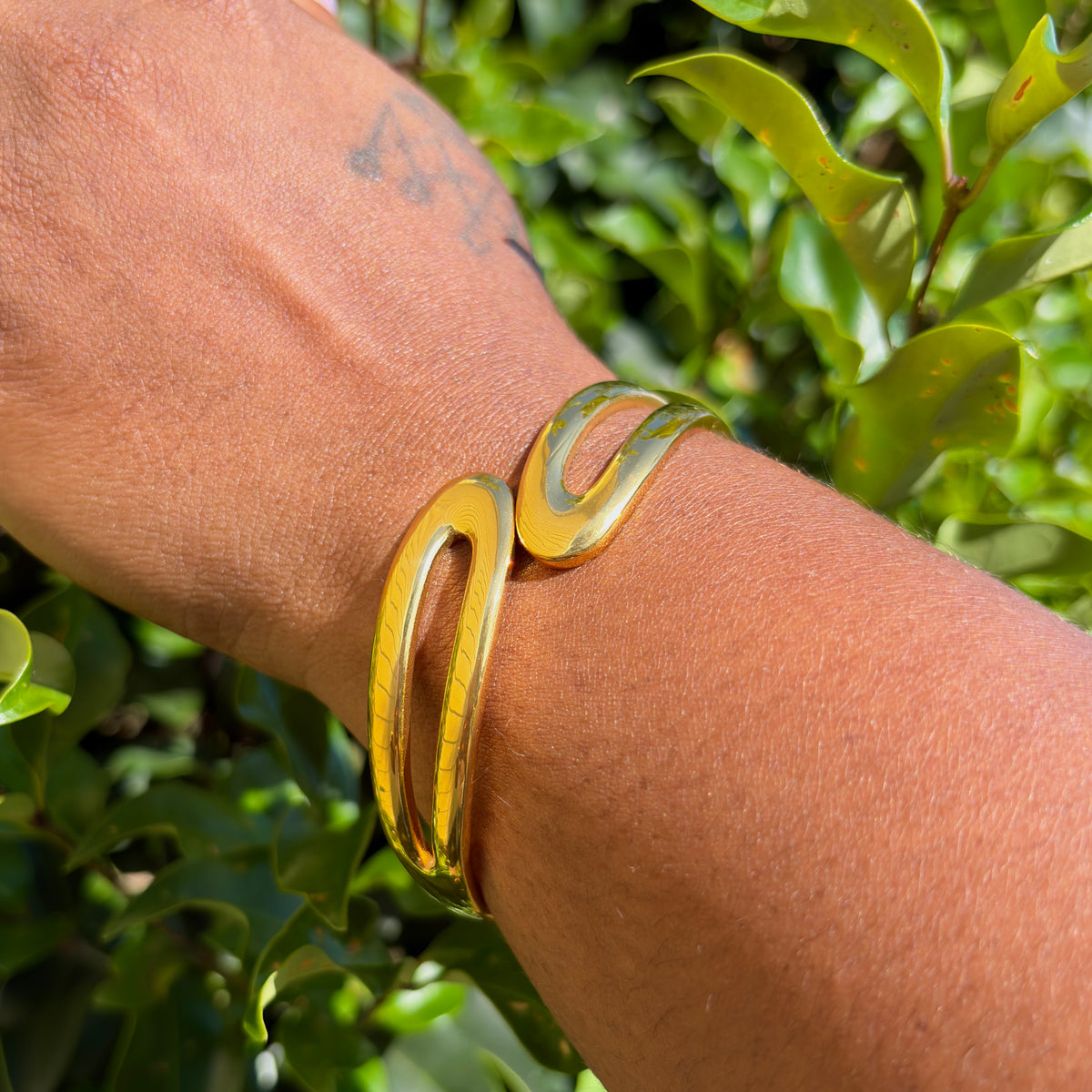 Free Form Open/ Close Bangle